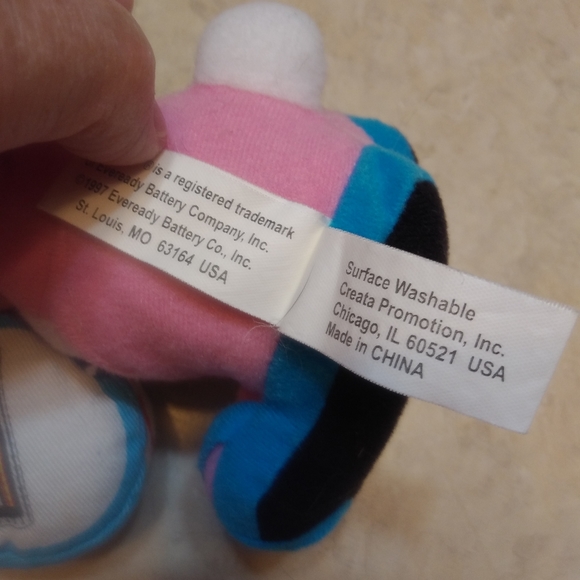 ♡3 for $20 - Energizer Bunny plush from Eveready Battery 1997 - Picture 5 of 7